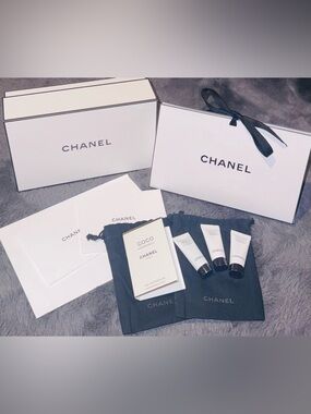 Chanel Gift Box & Bag W/Cards, Mini Dust Bags & Samples - 11p Gift Set | NWT